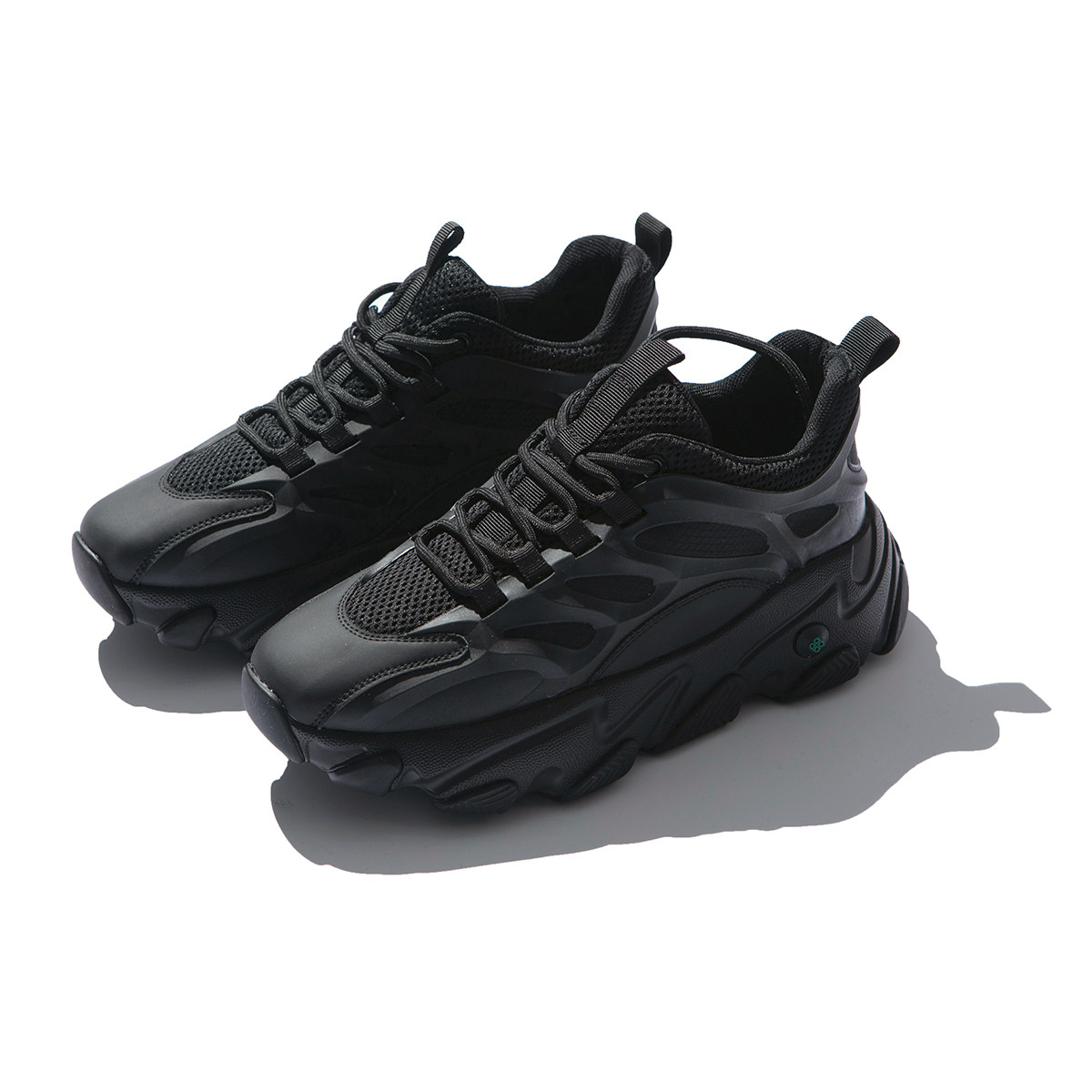 男道冬季男生老爹鞋潮牌韩版网红休闲透气百搭增高厚底黑色运动鞋