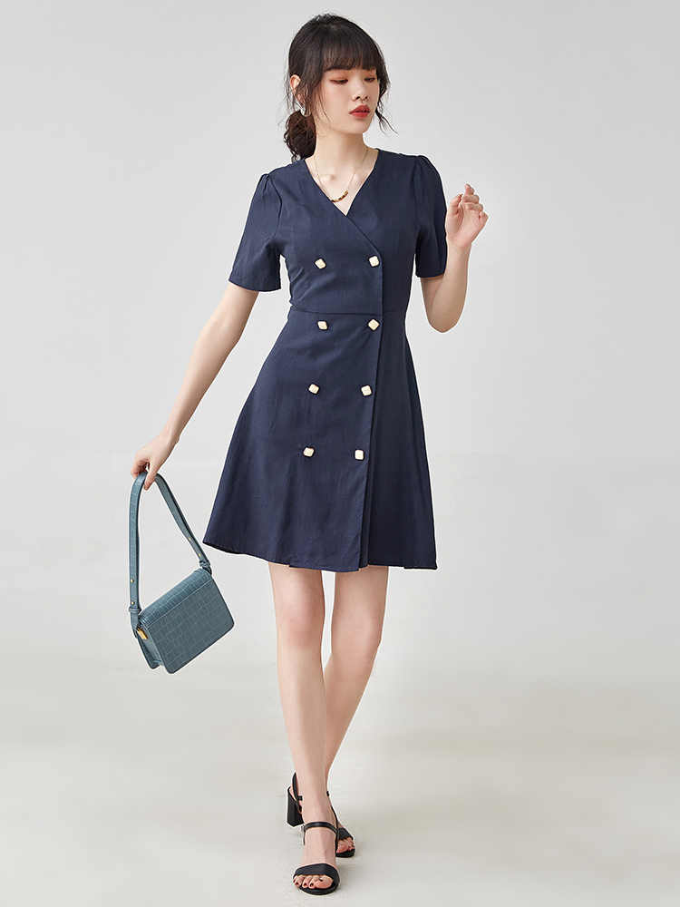 唯品会品牌折扣店夏连衣裙