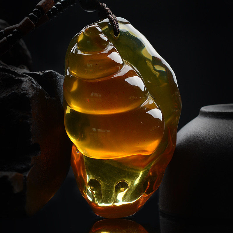 17.2g 纯天然缅甸琥珀蜗牛吊坠h1578