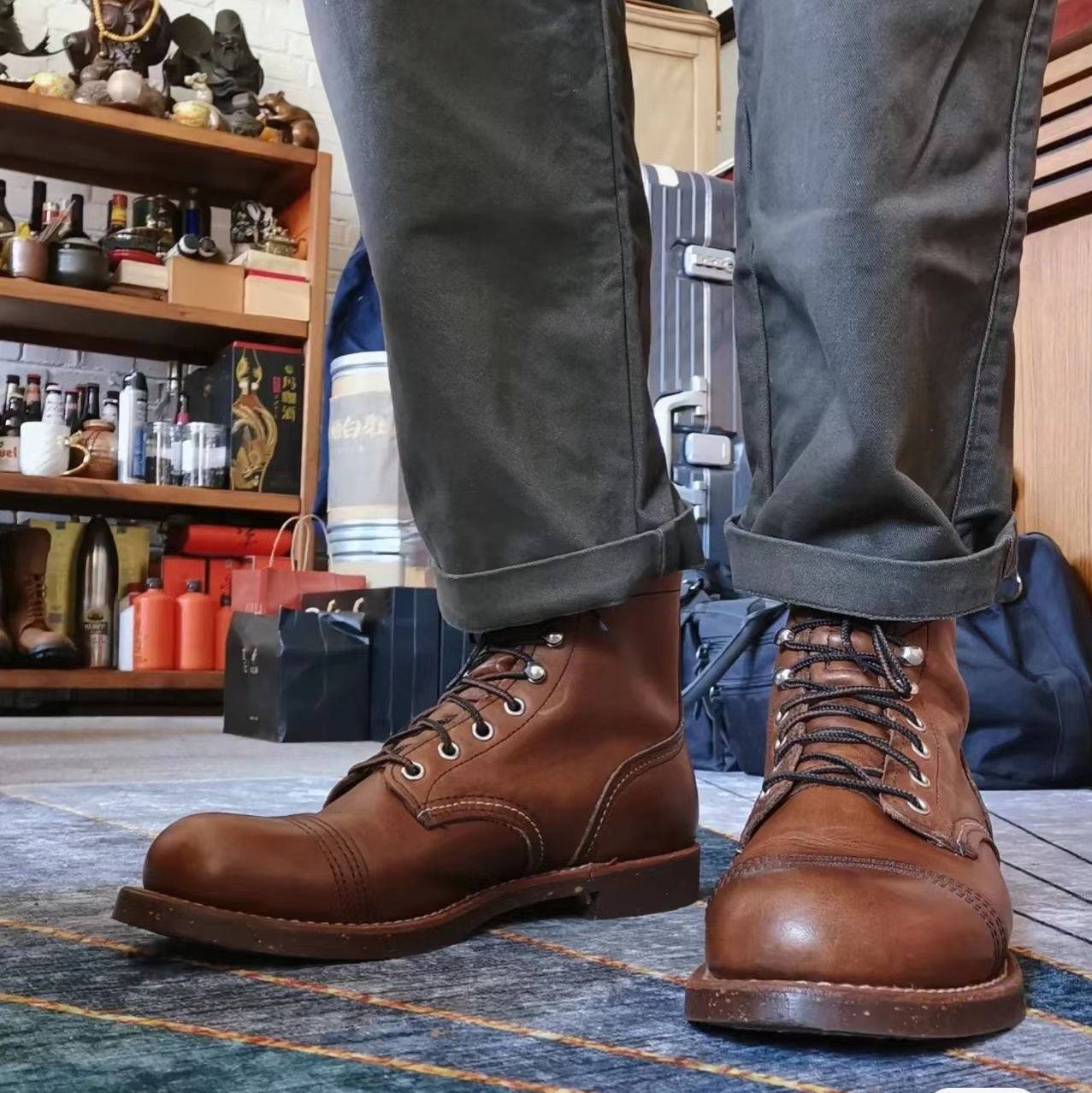 阿美咔叽8111工装靴马丁靴男靴固特异伞兵靴真皮复古女机车靴英伦