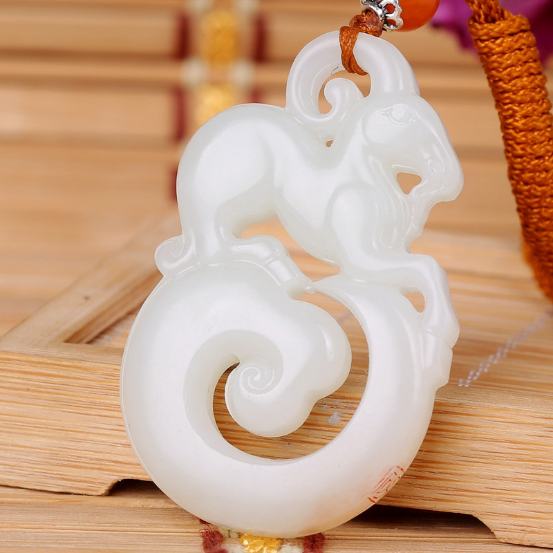 省级玉雕大师文军作品 和田玉羊脂玉羊羊如意挂件 29克