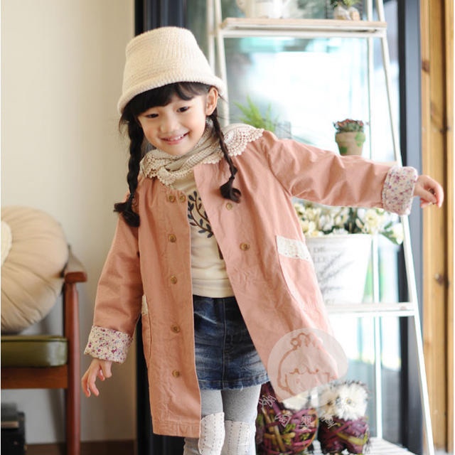 韩版女童春秋季新款碎花袖口粉色花边领中长款收腰棉质风衣外套