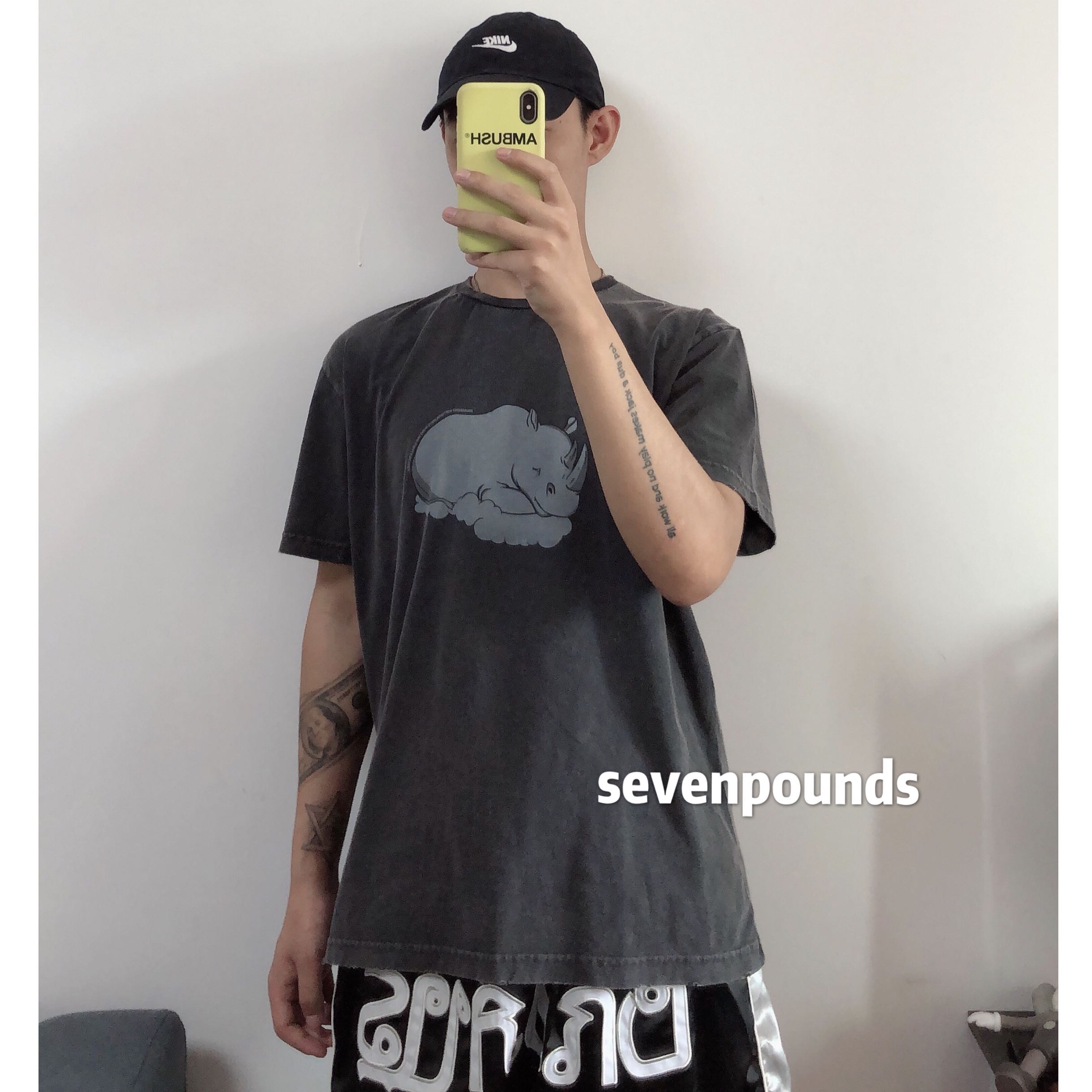 sevenpounds 犀牛做旧 手工破洞短袖T恤 tee 男女款|ruв категории Мужская одежда, футболка - от Buy2taobao.com для оказания профессиональной услуги покупки агента Taobao