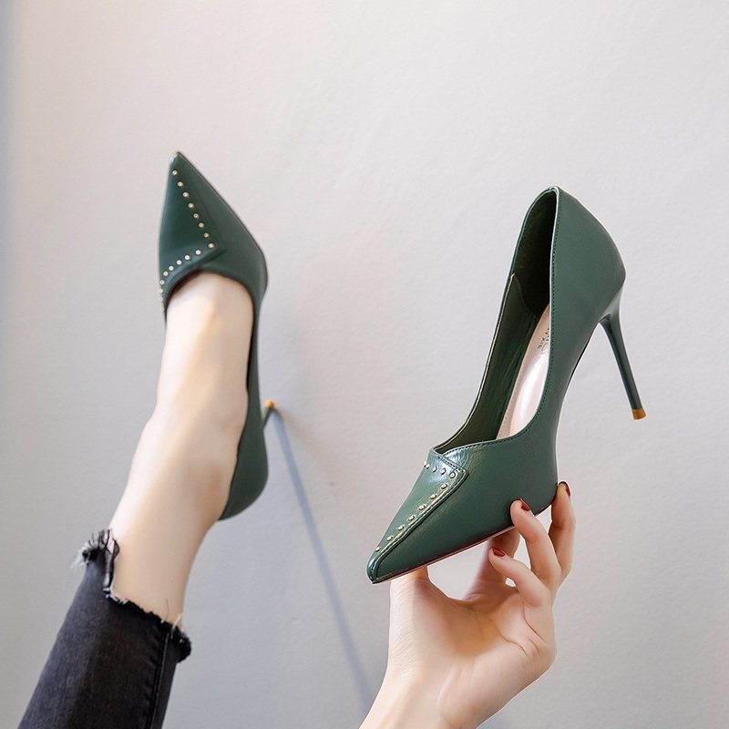 韩版2021早春新款尖头高跟鞋细跟女鞋浅口性感铆钉