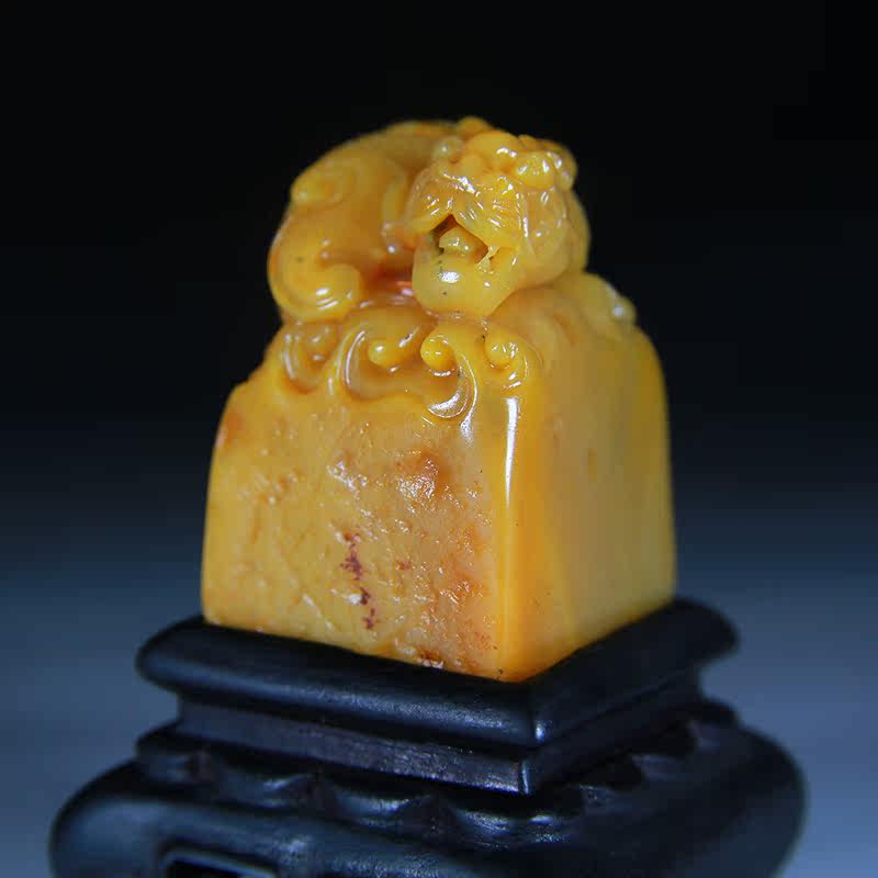 国石精品* 昌化田黄石古兽印章重27.7克