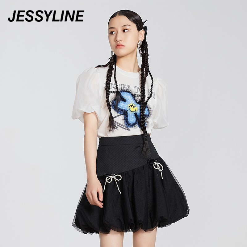 jessyline夏季专柜新品 杰茜莱白色字母短款拼贴针织衫女休闲上衣