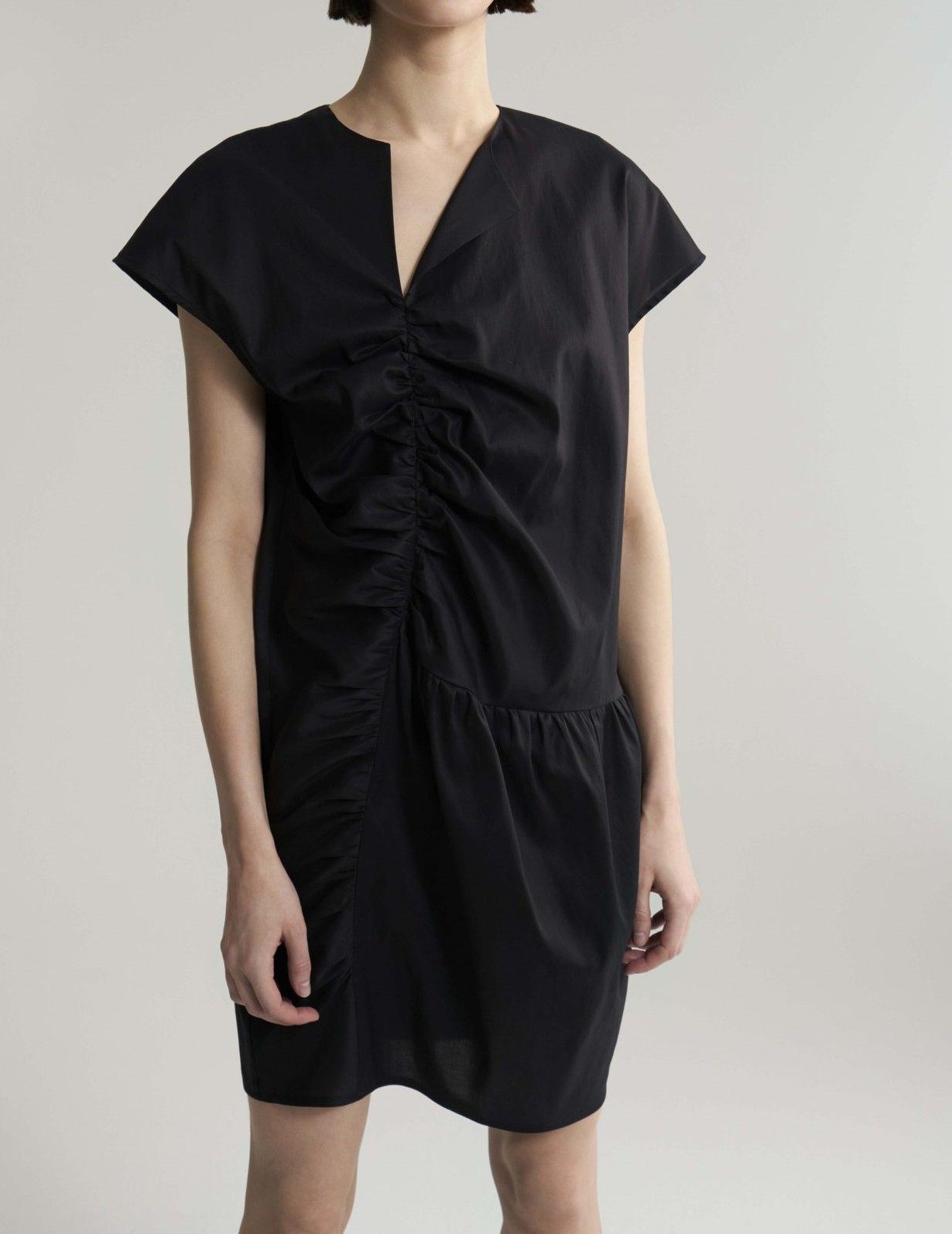 贝洛安女装旗舰店的优惠券大全—短袖v领职业连衣裙2021年夏季新款