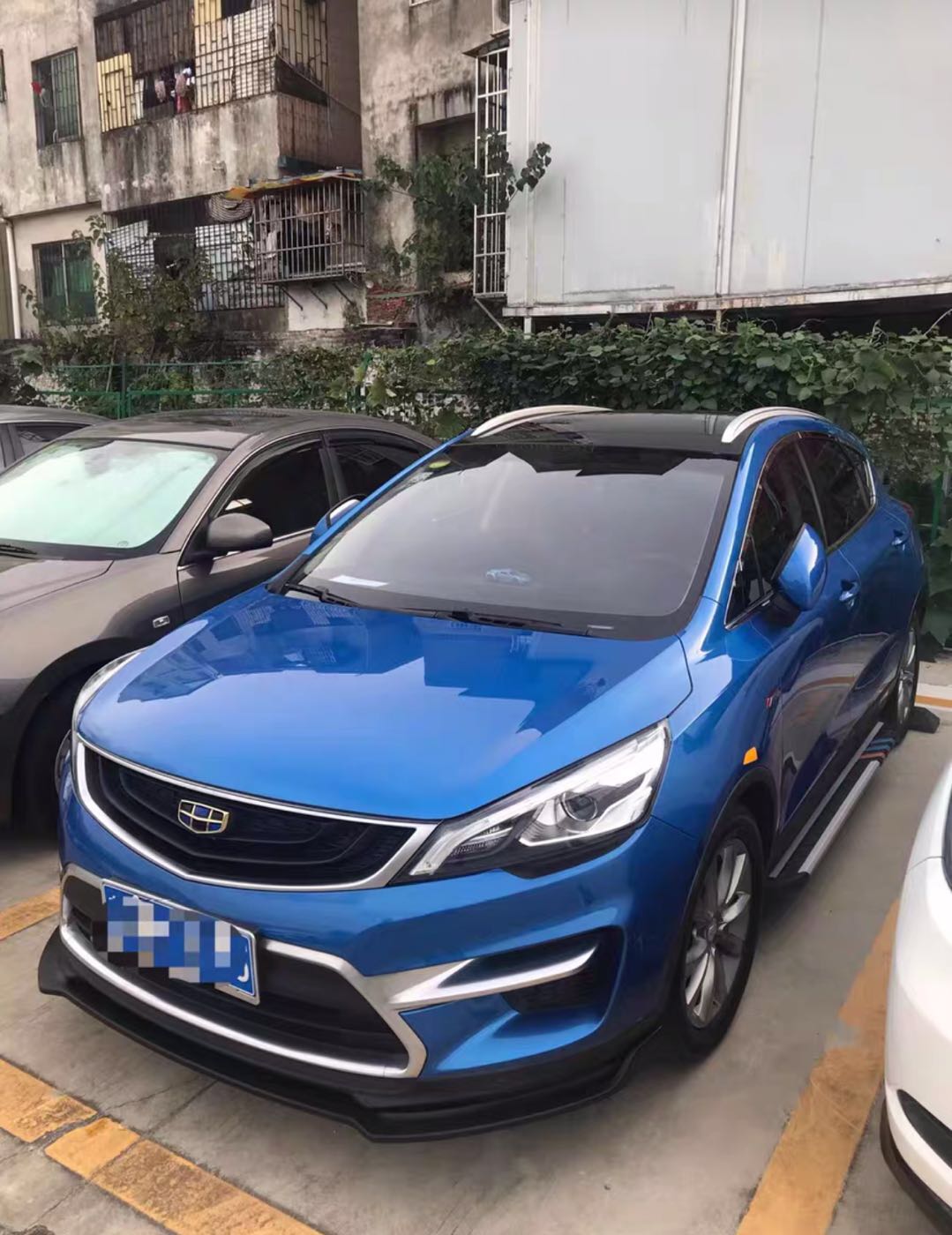 吉利帝豪gs外观改装