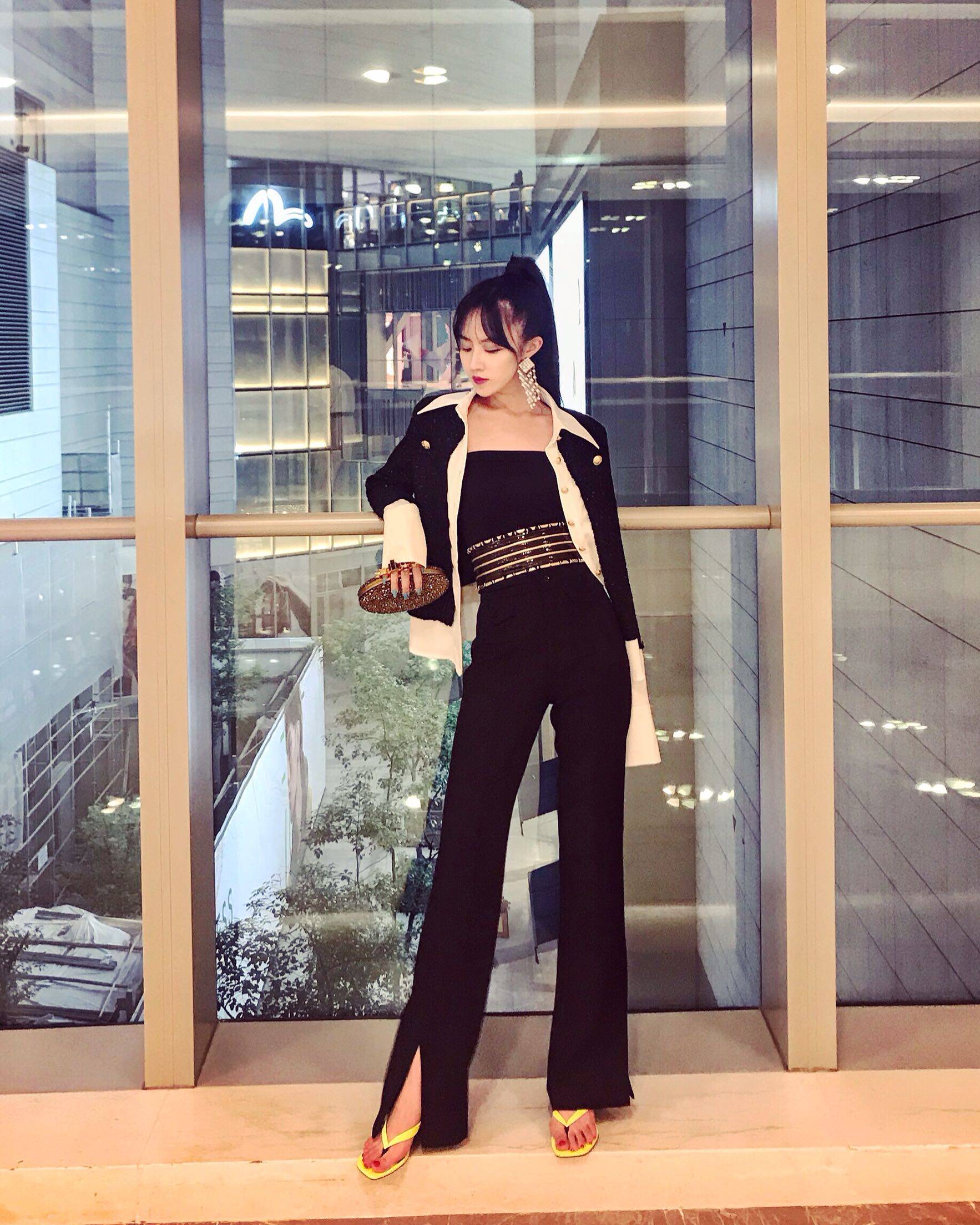 给你长腿秘密口袋设计侧面开口高腰复古百搭休闲裤