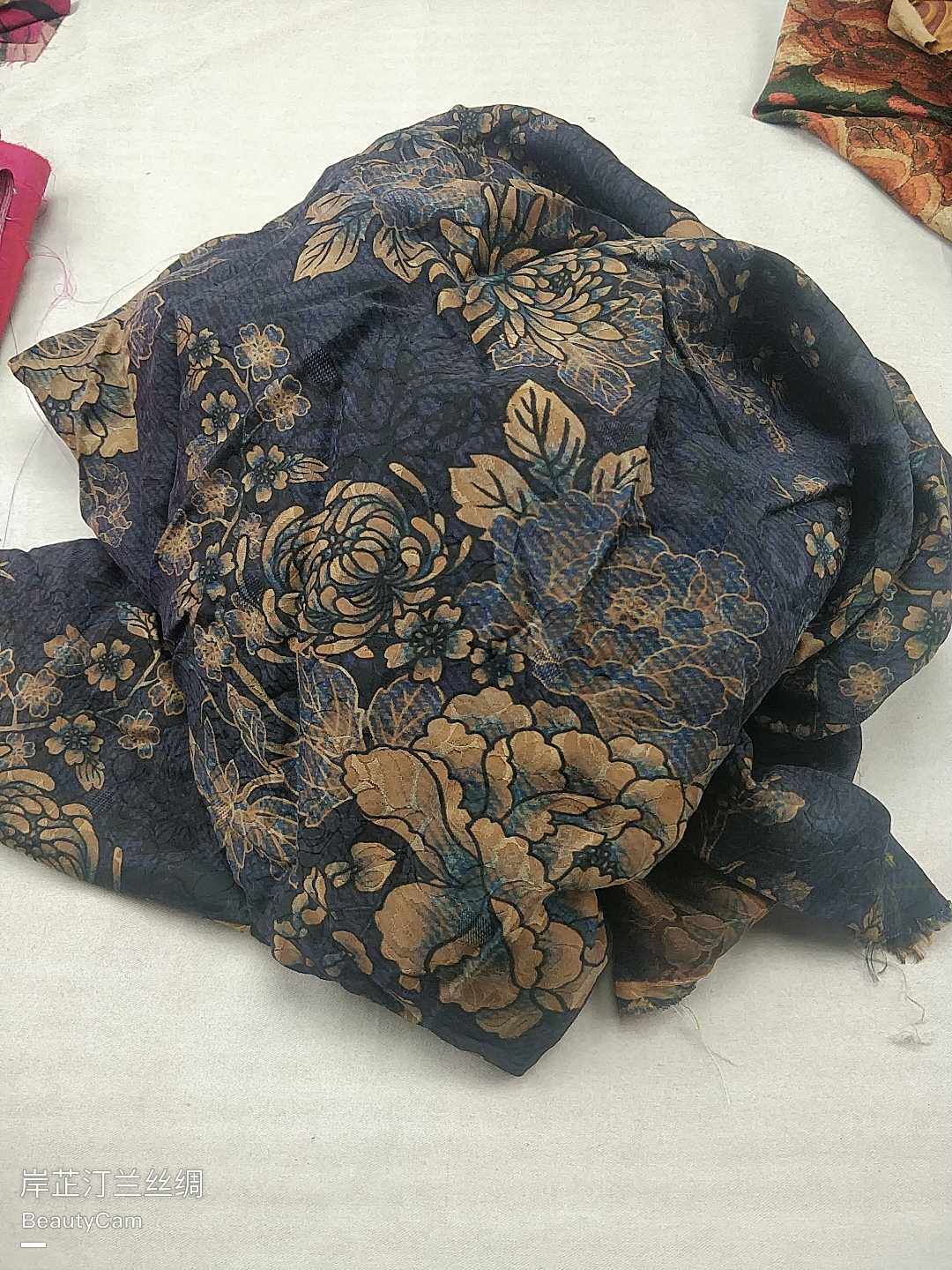 桑蚕丝真丝丝绸丝棉香云纱服装旗袍面料衣服布料