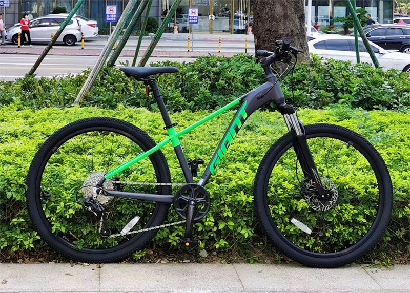 捷安特geek吉克24 26寸男孩初中学生儿童145-175cm避震山地自行车