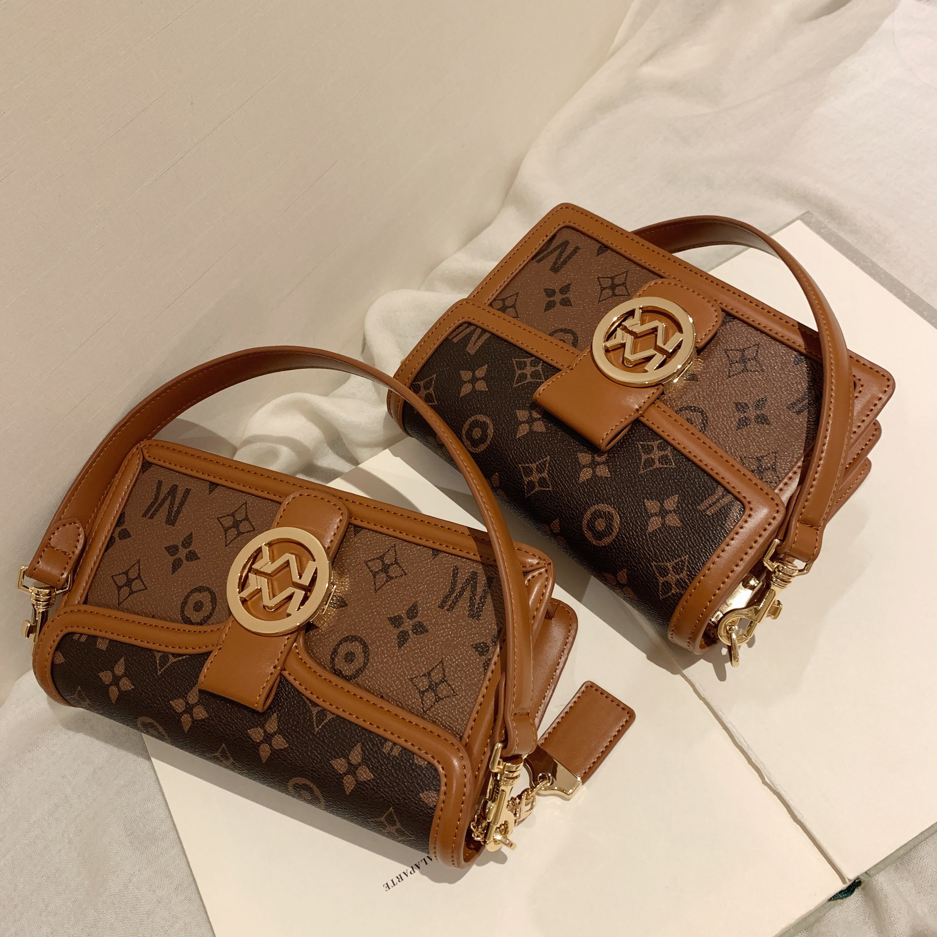 法国miocra koly 小mk复古包包女2020新款潮秋冬季百搭单肩斜挎包