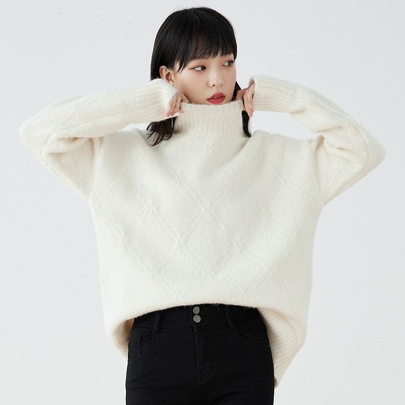 gcrues菱形格毛衣女套头冬新款浅色上衣针织打底衫女半高领