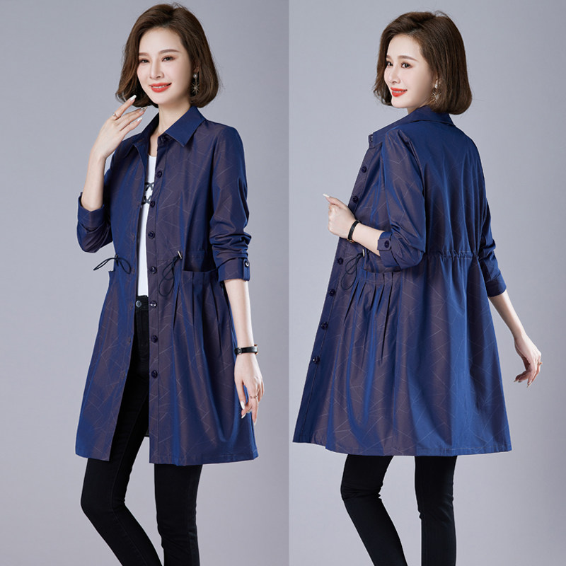 风衣外套妈妈中长款新款高贵洋气薄款2022春秋中年人阔太太女衣服