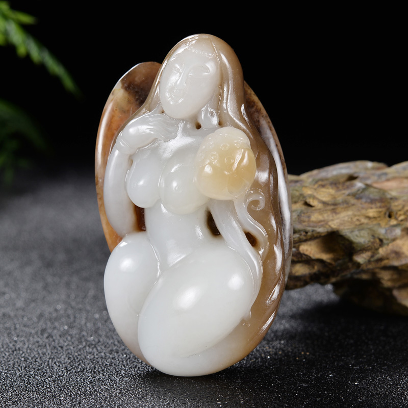 【苏工精雕】崔哲豪工作室作品 和田玉天使美女挂件146.36克