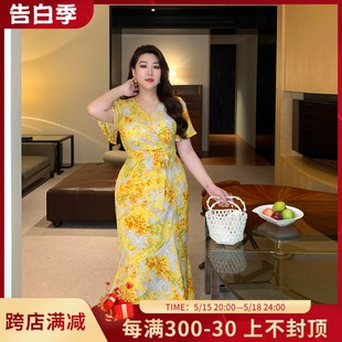 GLEC高端大码女装夏装2024年新款金黄色花卉法式战袍度假风连衣裙