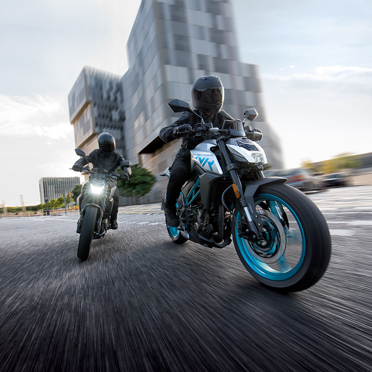 一折街车_【定金】春风250nk整车摩托车cfmoto nk家族 水冷电喷 时尚