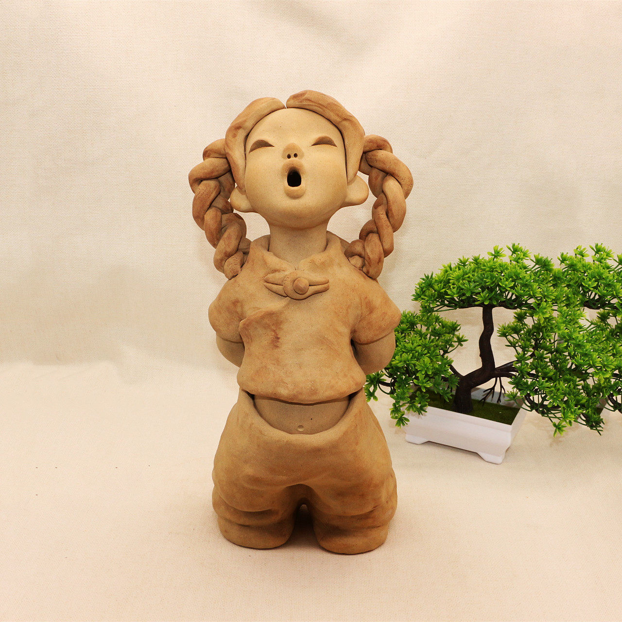 陶泥 陶艺 泥塑 手工艺术品 收藏品 特色手工艺品 长辫子女孩