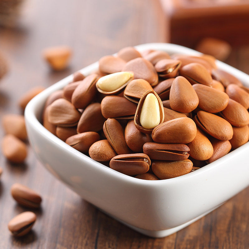 良品铺子 手剥松子 98g 赠品