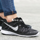 Nike/耐克 FLYKNIT LUANR3 女子露娜登月透气飞线跑鞋 698182-001