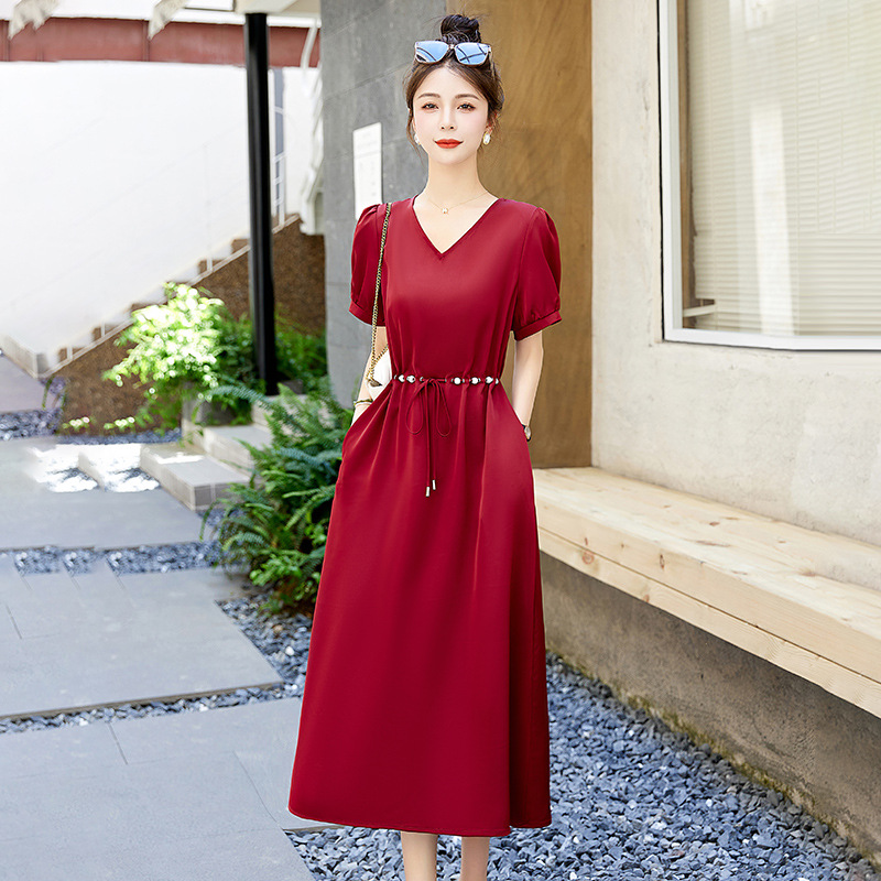 连衣裙女夏季2024新款韩版女装收腰显瘦V领长款女式时尚连衣裙