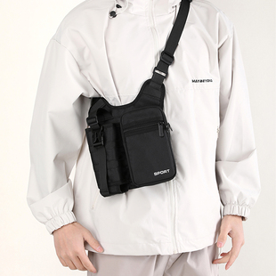 散步出行便携工具包轻便新款男生旅行背包户外运动休闲单肩斜挎包