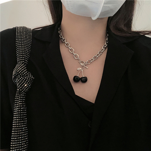 黑色小樱桃项链choker暗黑风蹦迪复古原宿少女ot锁骨链