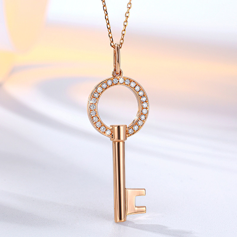 tf钥匙吊坠黄金女18k南非钻石真钻女款单钻2021年新款项链锁骨链