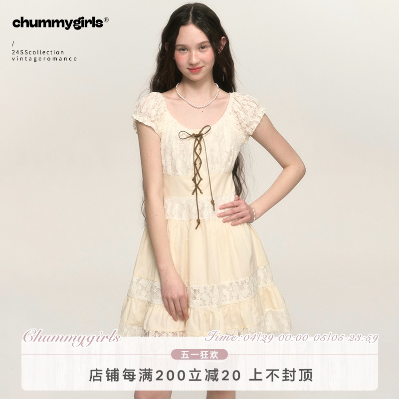 chummygirls 原创法式复古蕾丝花边系带A字抽褶收腰泡泡袖连衣裙