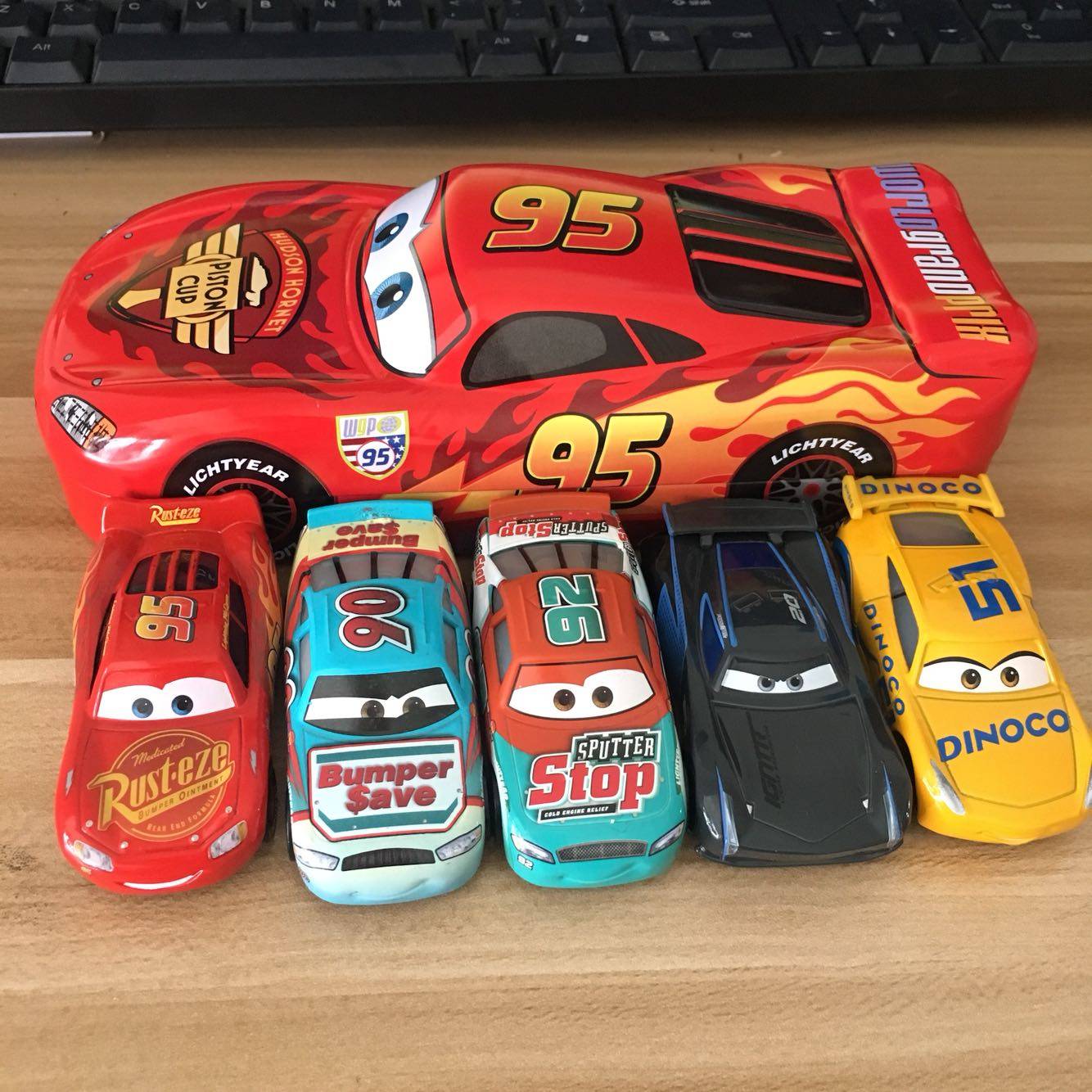 包邮 赛车汽车总动员合金玩具车模型闪电麦昆板牙 盒子组合套装