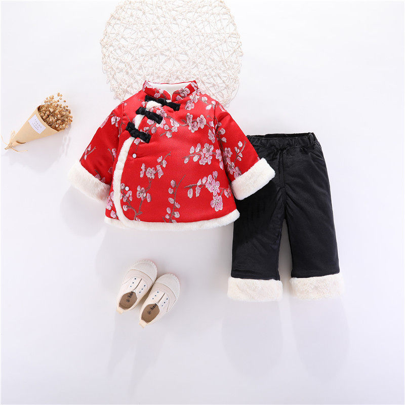 女宝宝汉服套装女童拜年服新年装新生婴儿2021新款冬季洋气过年服