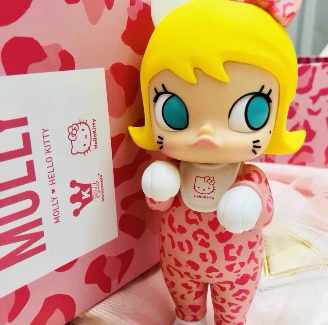泡泡玛特molly 凯蒂猫限定款大号小黄人女生礼物潮流玩具手办玩偶优惠