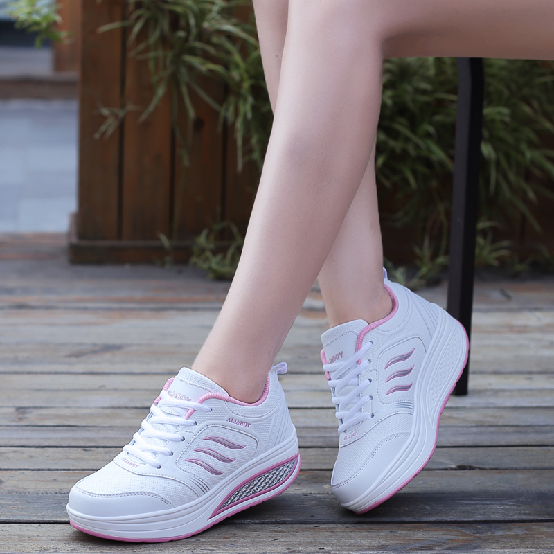 皮面摇摇鞋秋冬女鞋厚底增高透气跑步鞋百搭休闲旅游鞋白色运动鞋在类目 女鞋, 低帮鞋中 - 来自Buy2taobao.com提供专业的淘宝代购服务