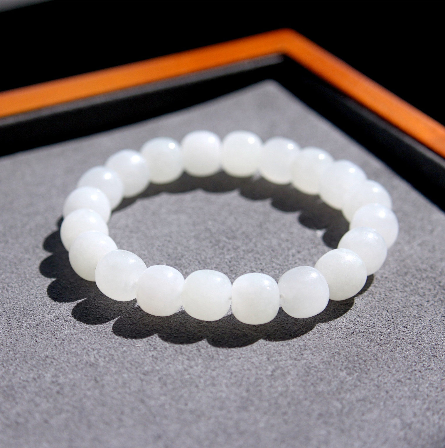 新疆和田玉白玉手串老形珠单圈桶珠青海老料山料男女玉石手链鉴定