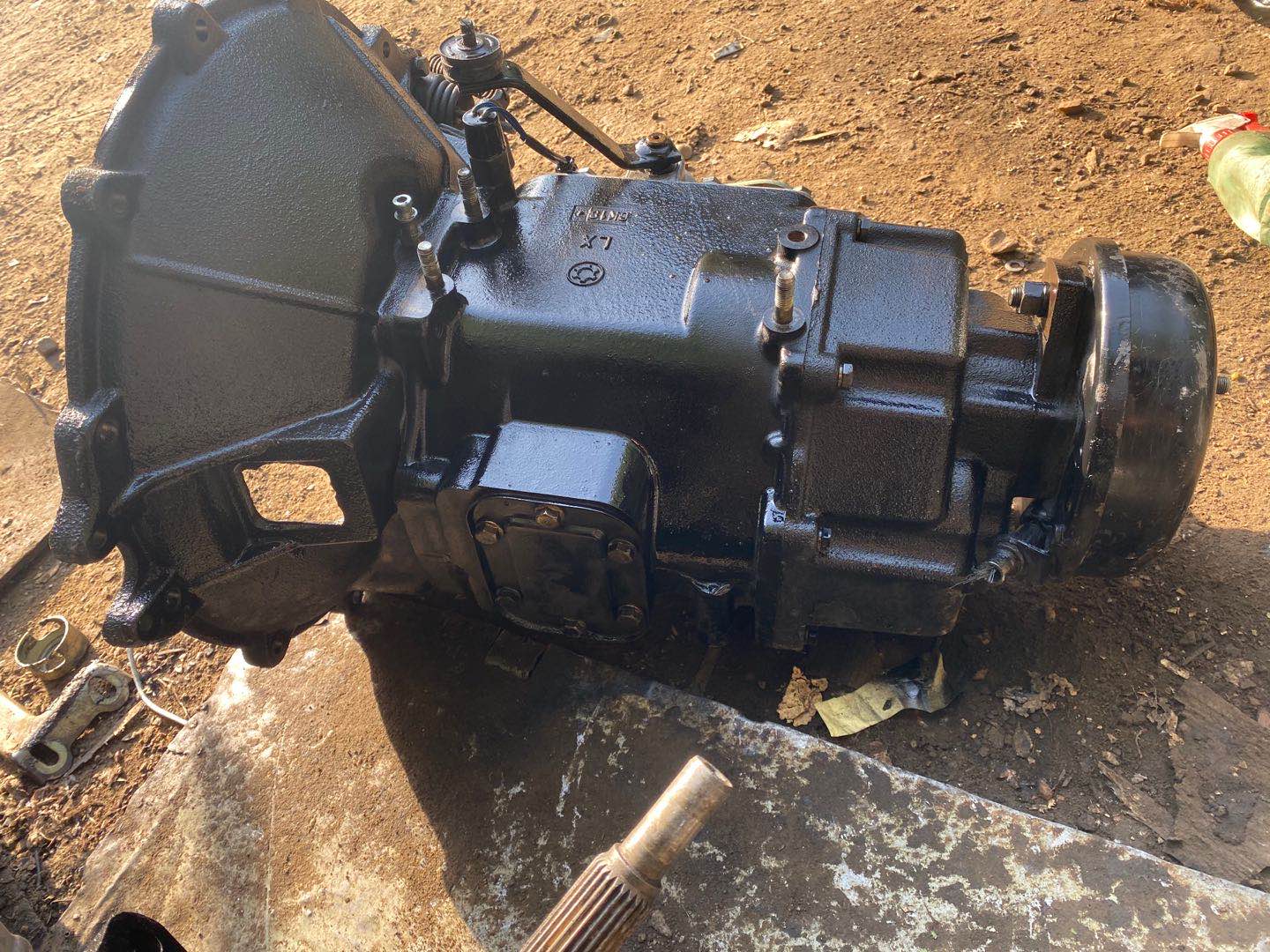 一折变速箱总成