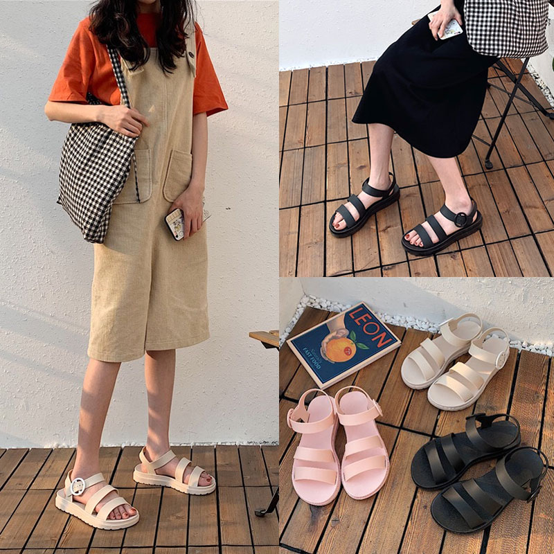 夏季凉鞋女沙滩度假风防滑2019新款平底百搭ins室外穿软胶果冻鞋在类目 女鞋, 凉鞋中 - 来自Buy2taobao.com提供专业的淘宝代购服务