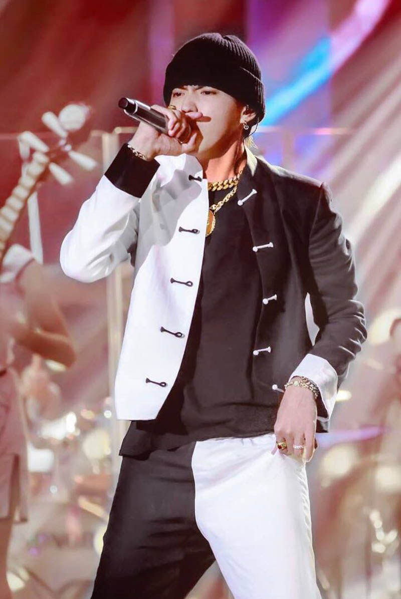 特价吴亦凡同款外套 嘻哈_中国新说唱吴亦凡同款阴阳裤黑白太极撞色