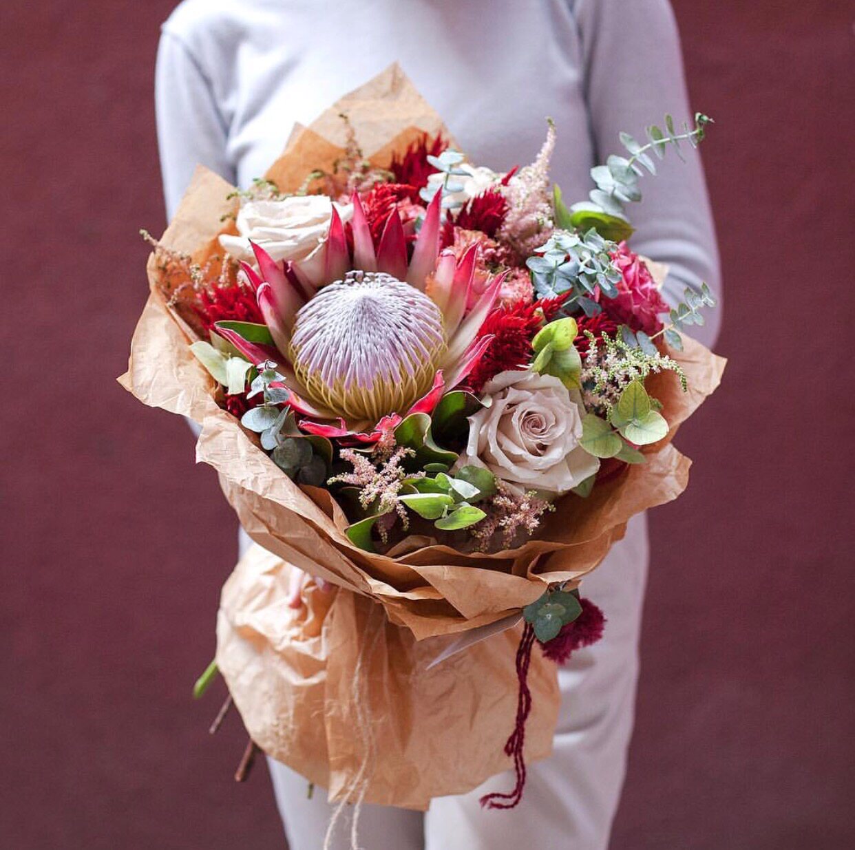 西岱岛北京同城设计师进口鲜花速递南非帝王花混搭花束归来