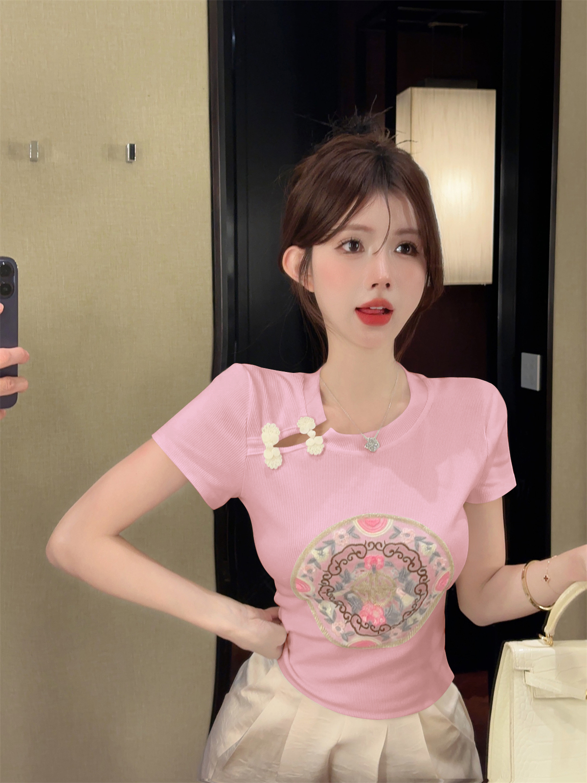 禾可可新中式国风盘扣设计感圆形花朵刺绣短袖T恤女夏