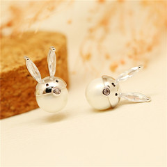 日韩新款时尚珍珠母贝甜美气质可人两色可爱兔子耳钉耳环生日礼物
