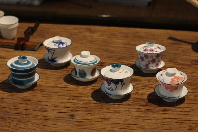 90年代迷你小盖碗 工夫茶具 小盖杯盖凹 潮州陶瓷手彩手绘小茶碗