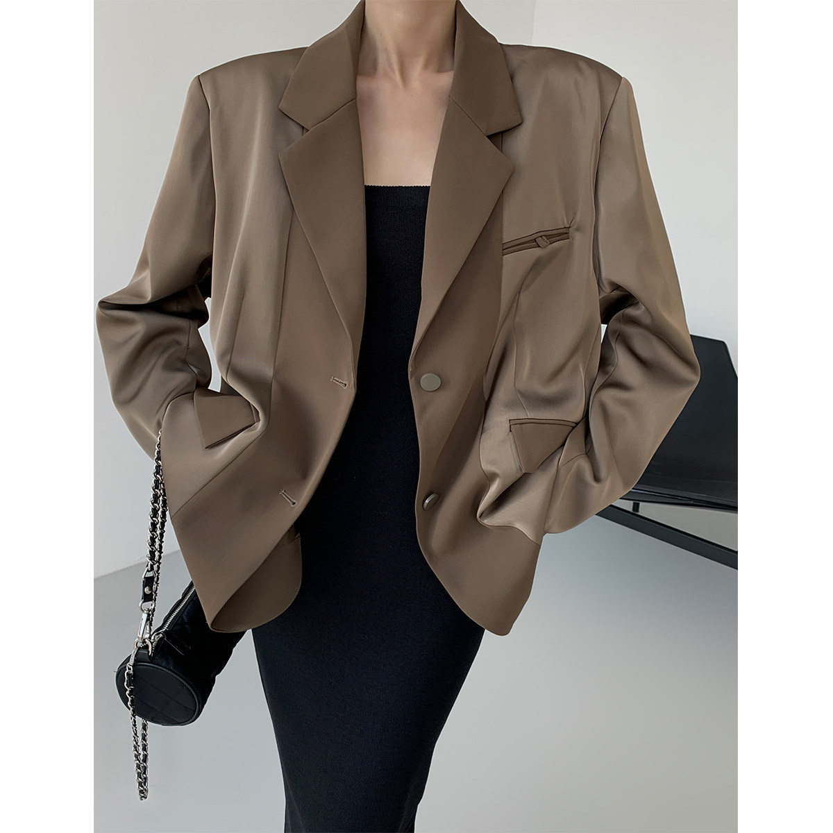 paperlll辛间oversize复古休闲西装外套女遮肉显瘦拼接缎面西服