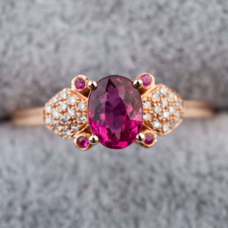 高贵奢华 天然红碧玺 18k金镶28颗钻戒指 4颗红宝石 彰显气质