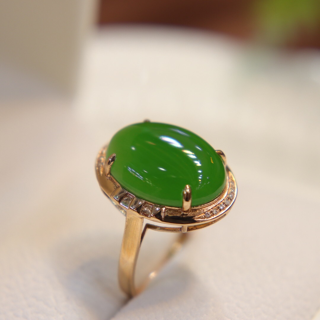 双十一新品和田玉戒指女镂空正宗碧玉蛋面镶嵌18k金指环送妈妈礼