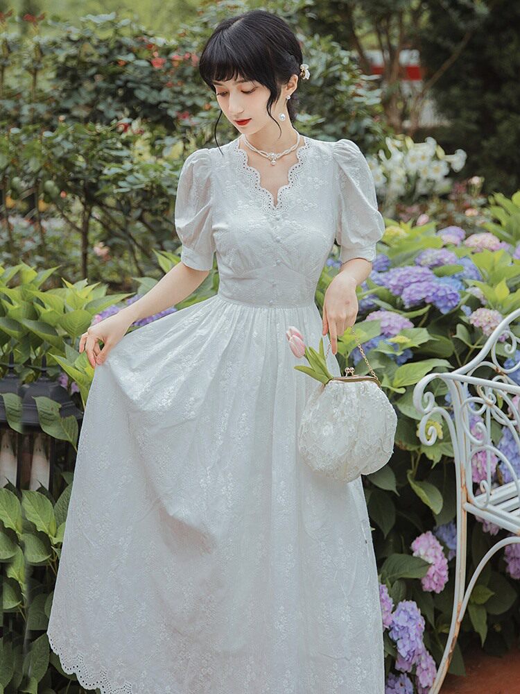 小洋裙复古法式修身显瘦气质v领连衣裙2021夏甜美仙女中长款7394