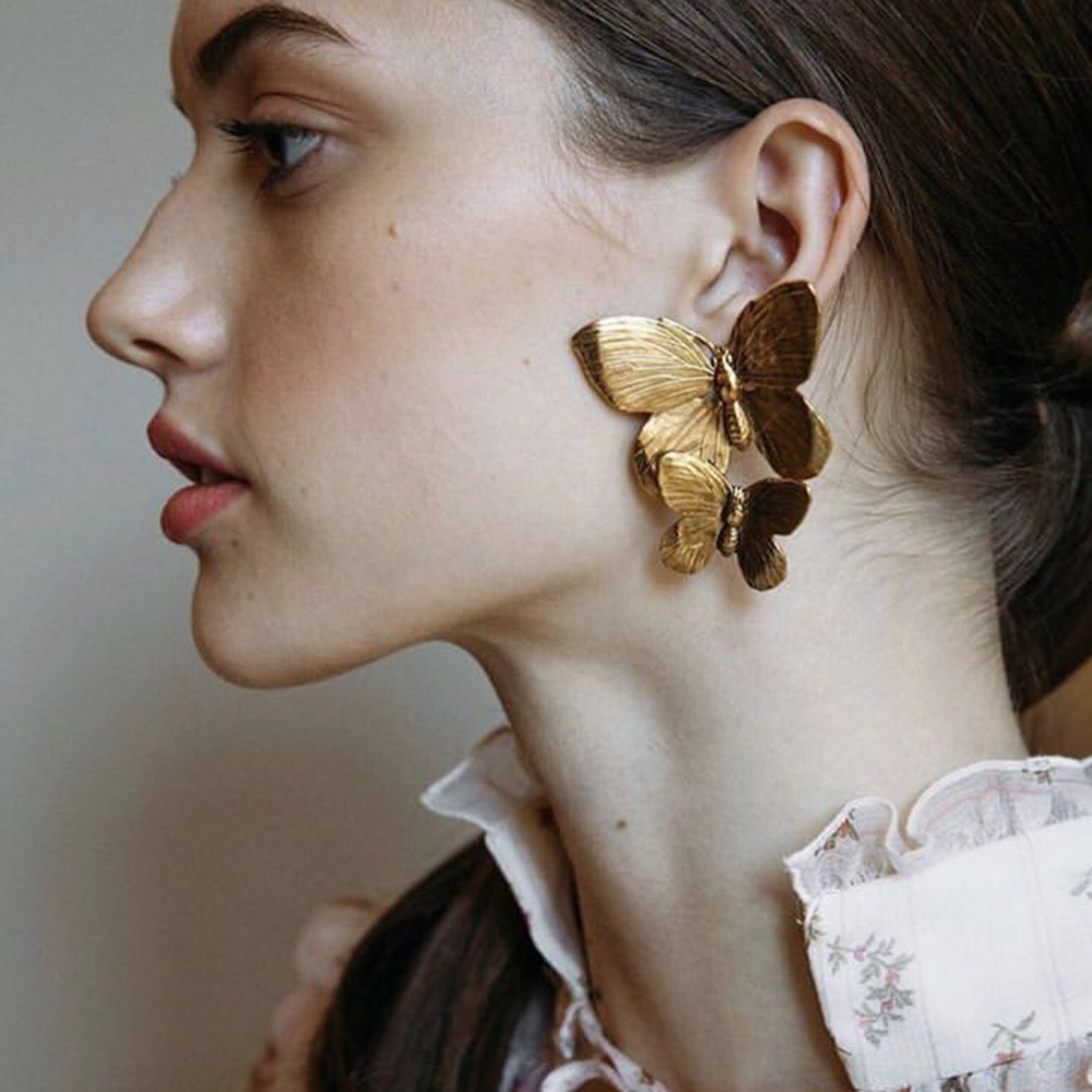 Fashion New Metallic Butterfly Creative Stud Earrings women|ruв категории Украшения,ювелирные изделия, серьга, серьги - от Buy2taobao.com для оказания профессиональной услуги покупки агента Taobao