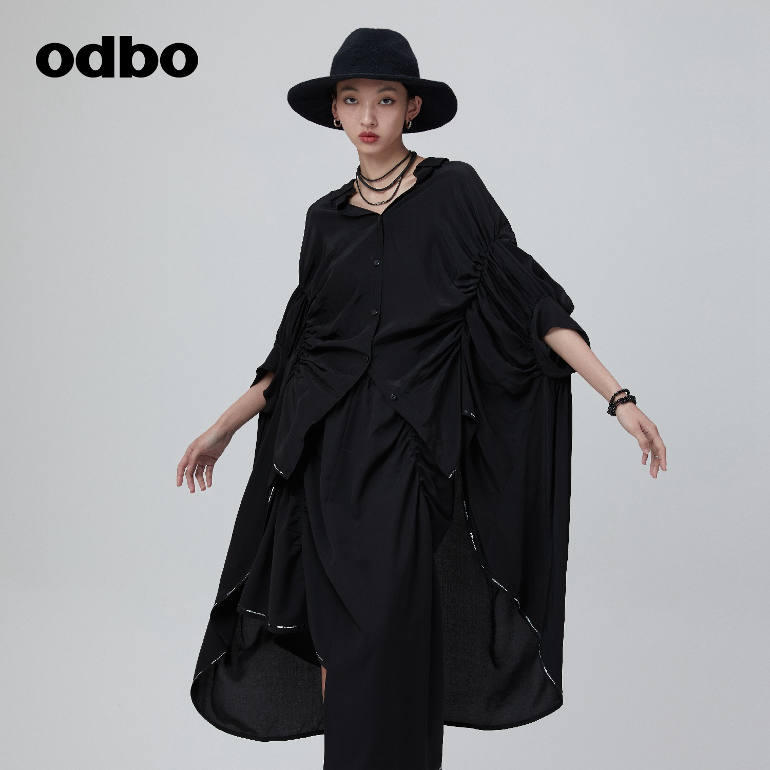 odbo/欧迪比欧原创设计垂坠感蝙蝠袖衬衫女秋装新款时尚上衣