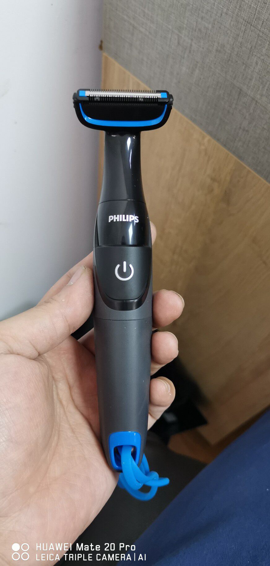 热销飞利浦脱毛器 全身_日本飞利浦philips电动剃毛器腋毛阴毛男女