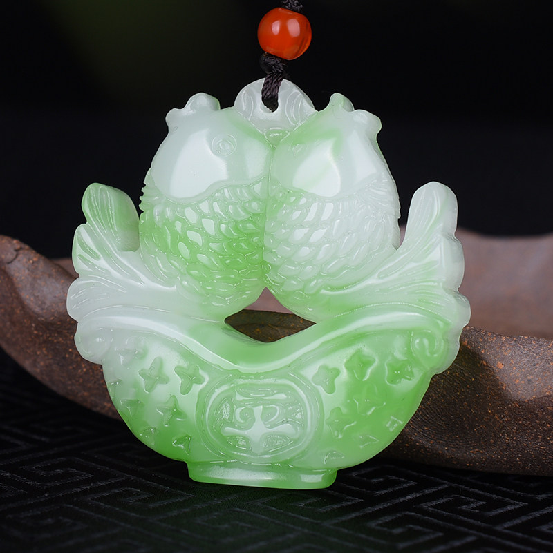 富贵有余新疆和田玉鲤鱼挂件吊坠男女款糖白玉且末料天然玉石