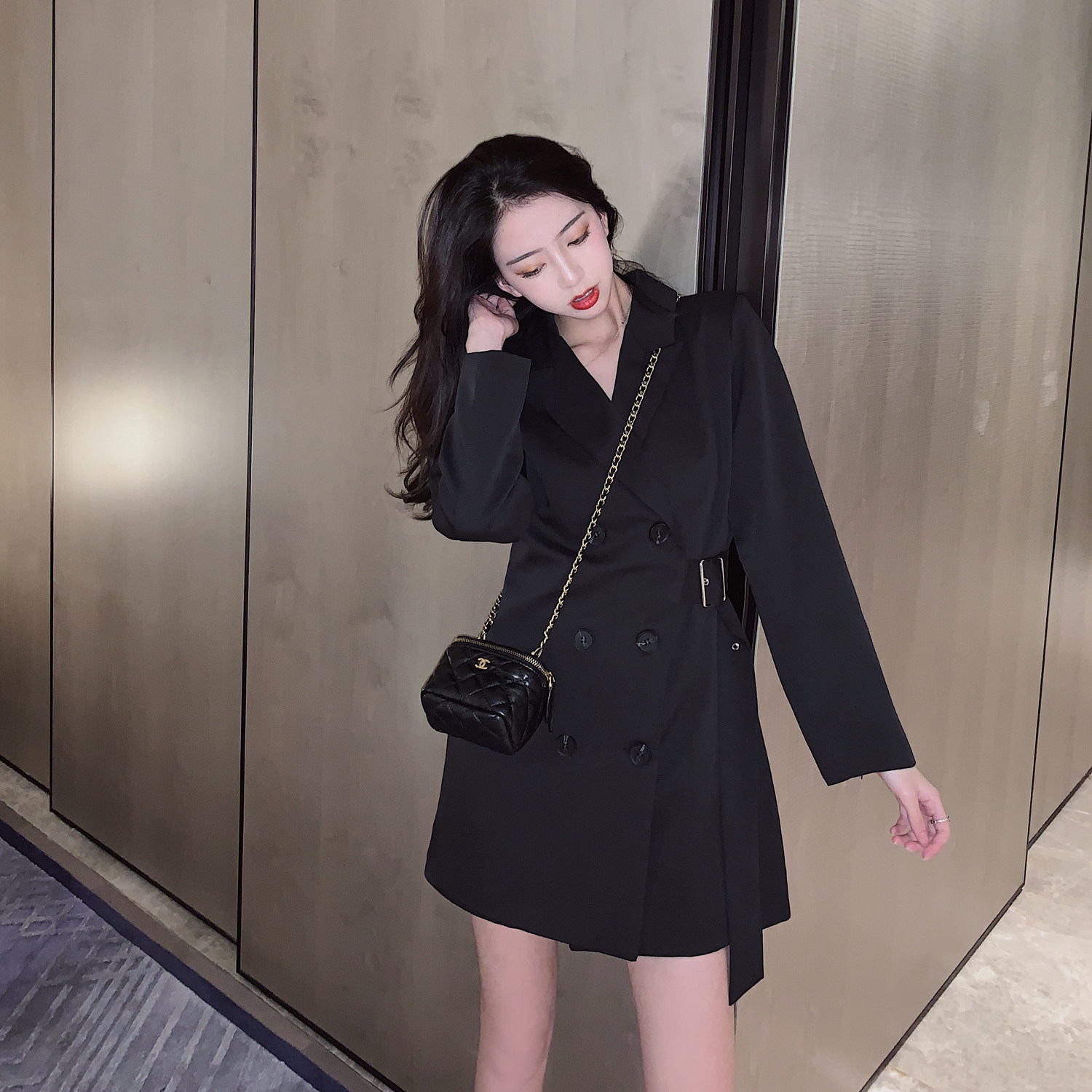 小衣橱管家黑色西装外套女2020年秋季韩版休闲小个子网红收腰上衣